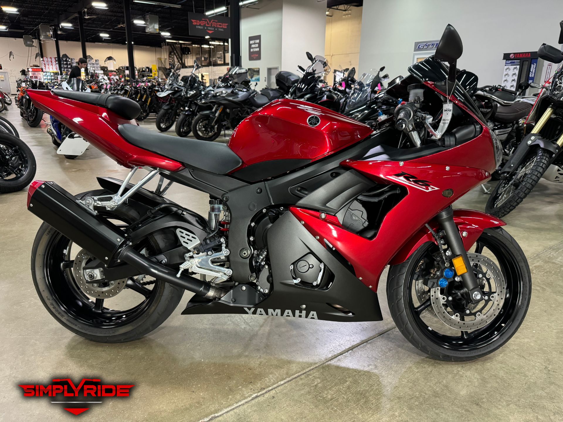 2007 Yamaha YZF-R6 in Eden Prairie, Minnesota - Photo 1