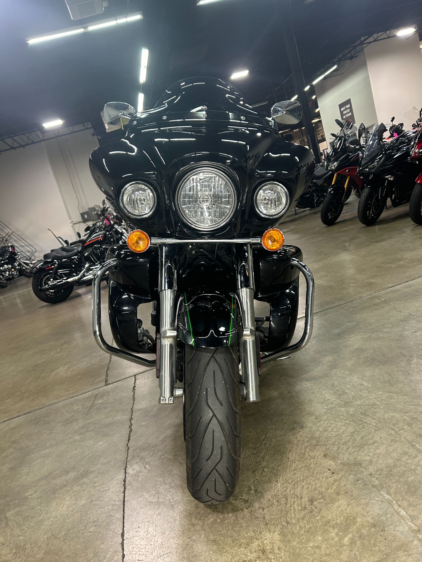 2017 Kawasaki Vulcan 1700 Voyager ABS in Eden Prairie, Minnesota - Photo 3