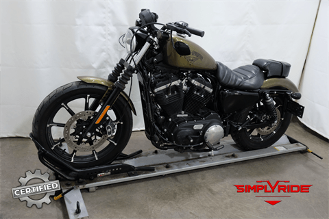 2017 Harley-Davidson Iron 883™ in Eden Prairie, Minnesota - Photo 4