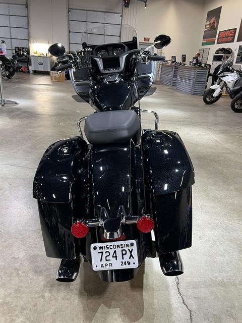 2020 Indian Motorcycle Challenger® Limited in Eden Prairie, Minnesota - Photo 9