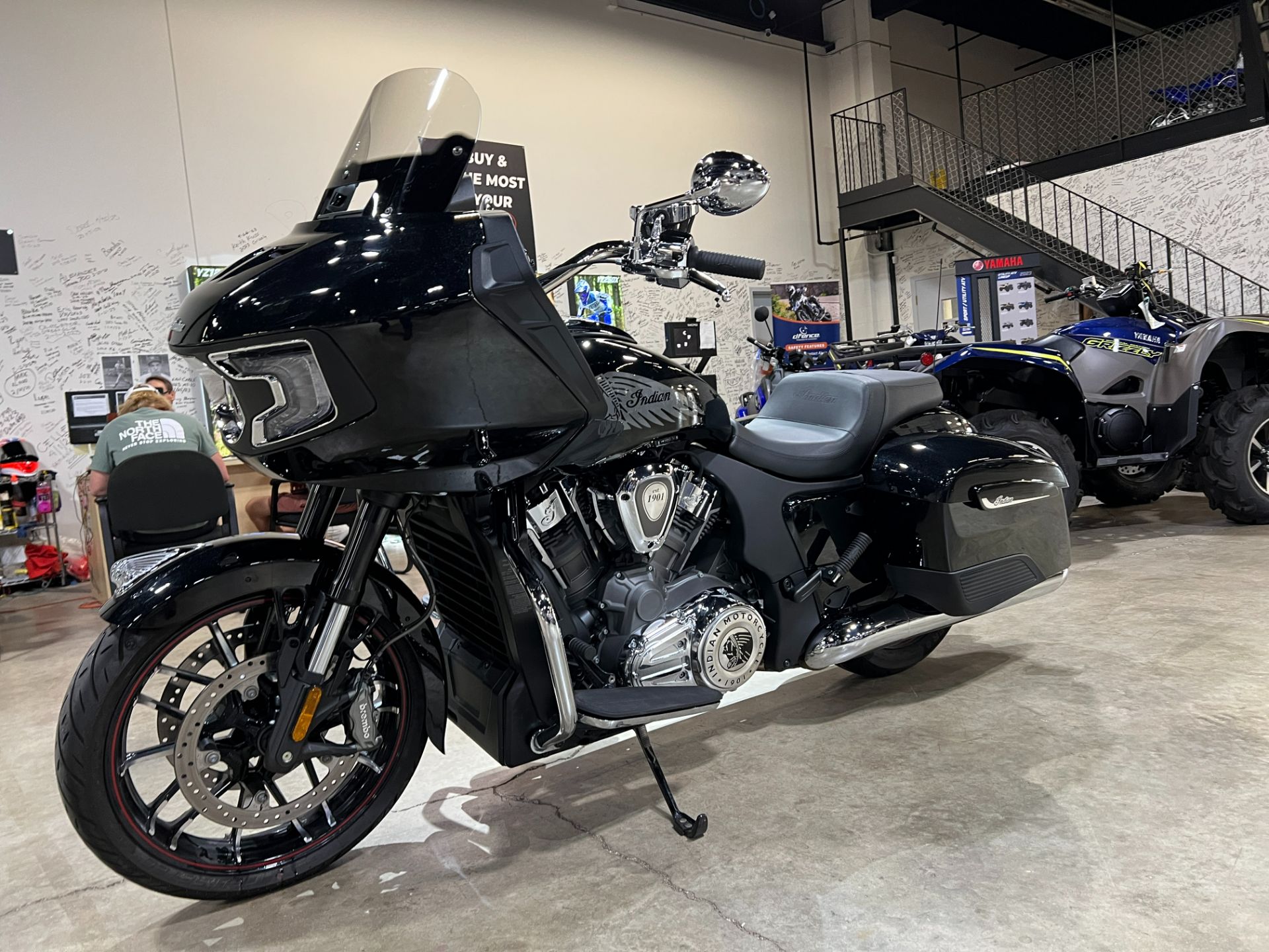 2020 Indian Motorcycle Challenger® Limited in Eden Prairie, Minnesota - Photo 8