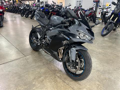 2019 Kawasaki Ninja ZX-6R ABS in Eden Prairie, Minnesota - Photo 5