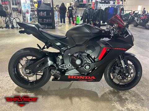 2017 Honda CBR1000RR in Eden Prairie, Minnesota