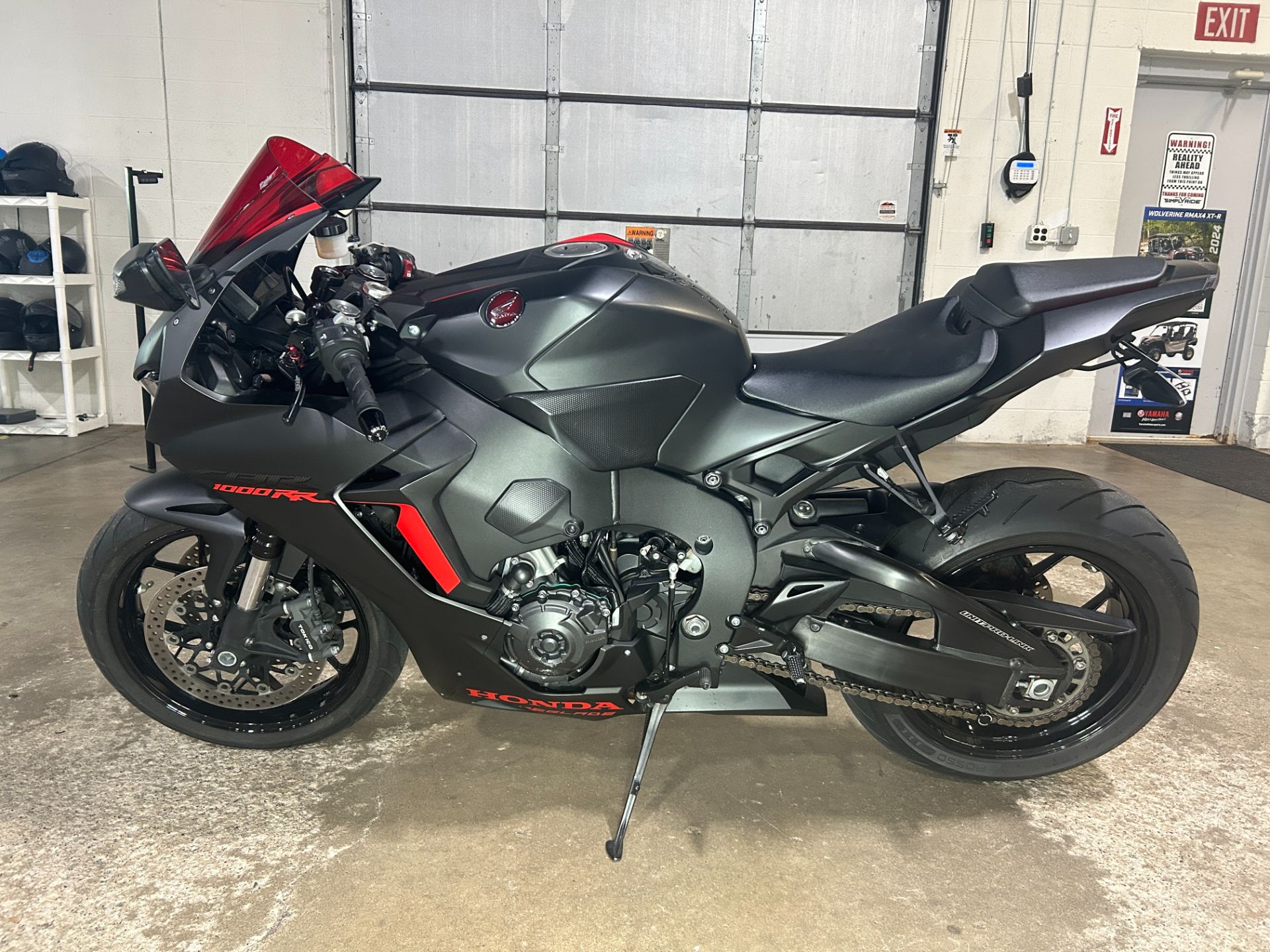 2017 Honda CBR1000RR in Eden Prairie, Minnesota - Photo 2