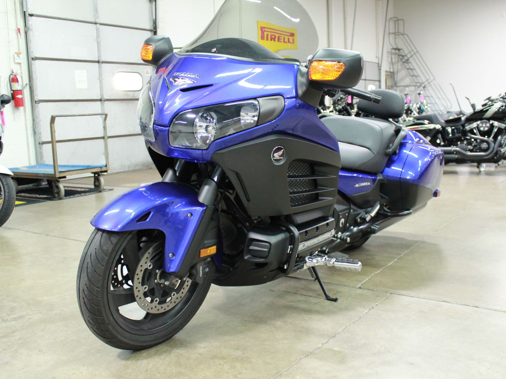 2015 Honda Gold Wing F6B® Deluxe in Eden Prairie, Minnesota - Photo 4