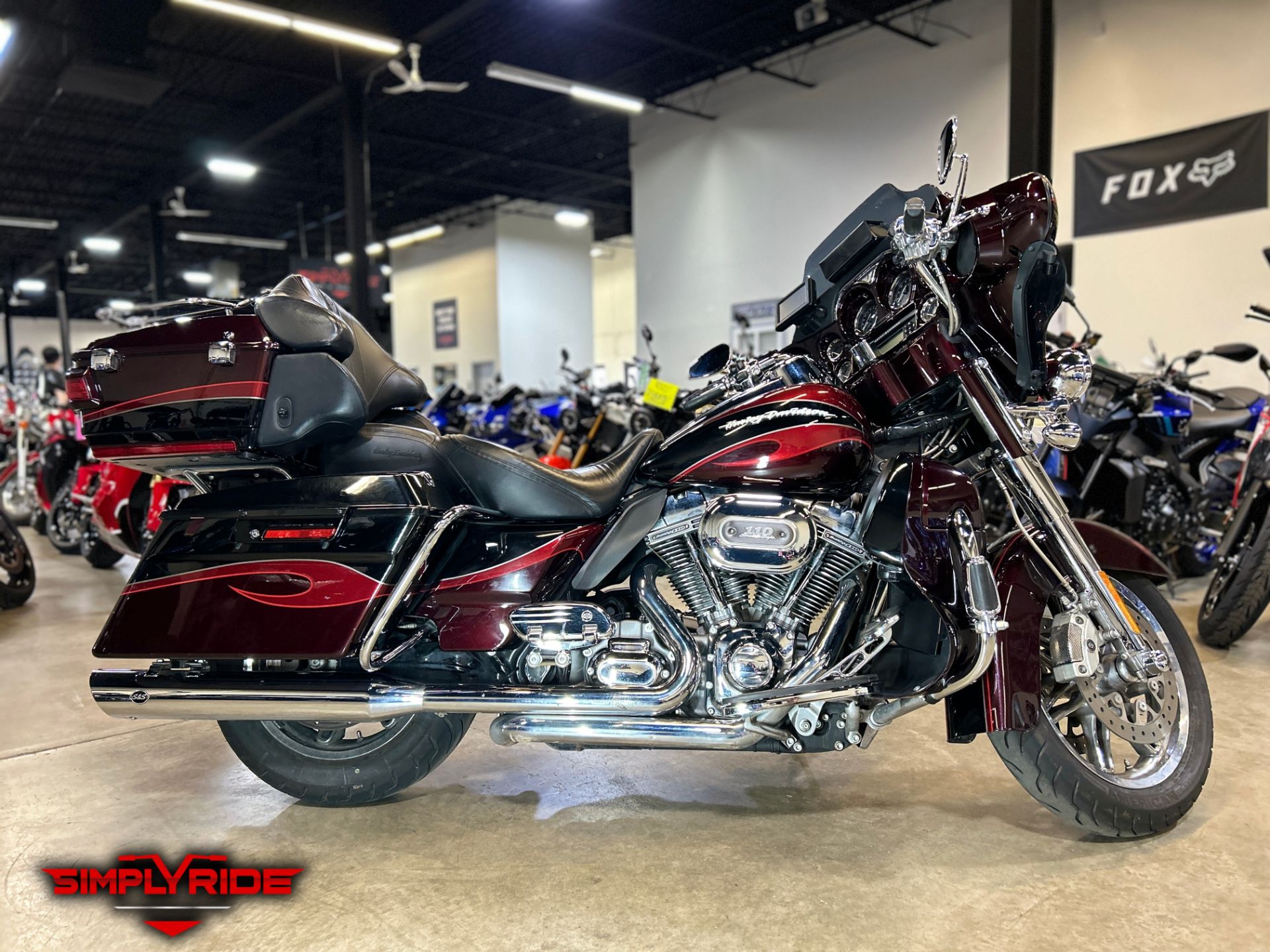 2013 Harley-Davidson CVO™ Ultra Classic® Electra Glide® in Eden Prairie, Minnesota - Photo 1