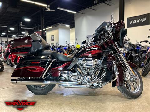 2013 Harley-Davidson CVO™ Ultra Classic® Electra Glide® in Eden Prairie, Minnesota - Photo 1