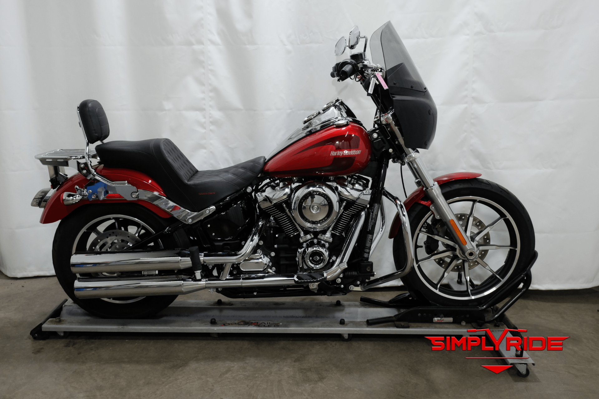 2018 Harley-Davidson Low Rider® 107 in Eden Prairie, Minnesota - Photo 1