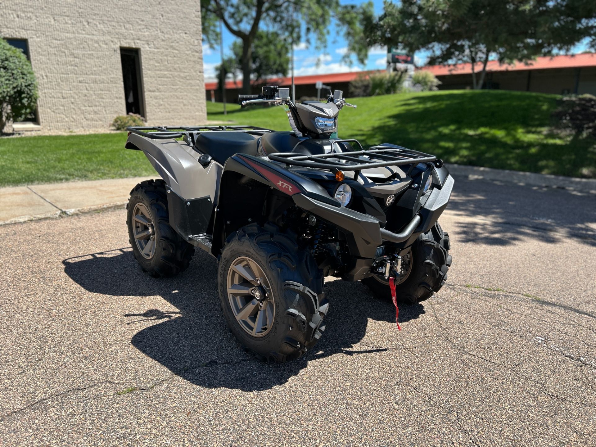 2024 Yamaha Grizzly EPS XT-R in Eden Prairie, Minnesota - Photo 2