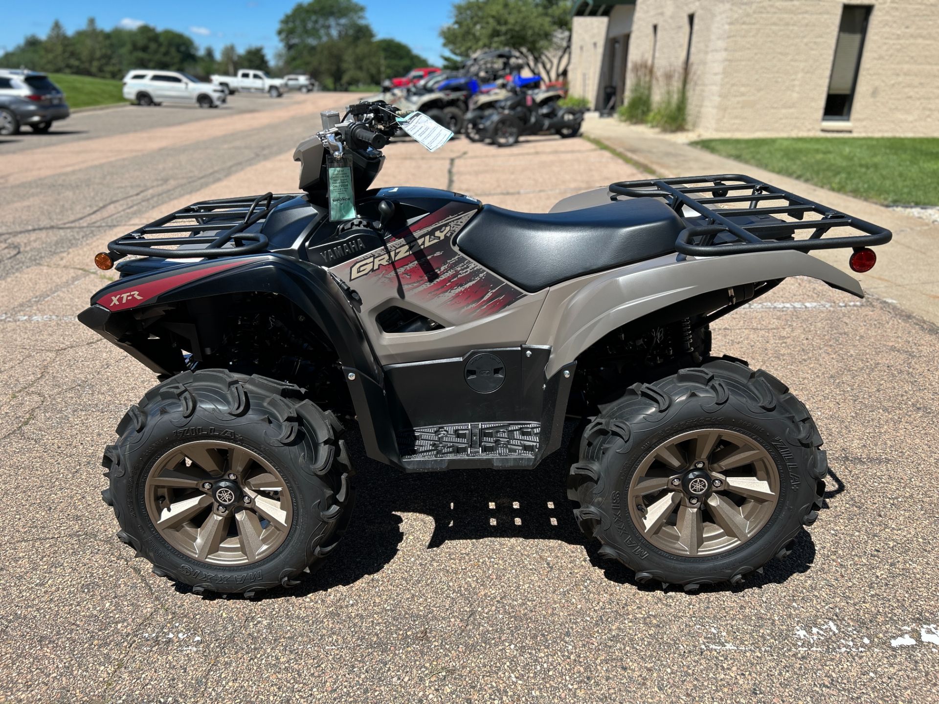 2024 Yamaha Grizzly EPS XT-R in Eden Prairie, Minnesota - Photo 5