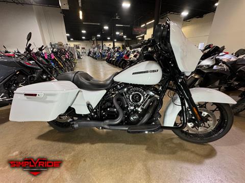 2020 Harley-Davidson Street Glide® Special in Eden Prairie, Minnesota