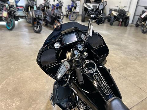 2017 Harley-Davidson Road Glide® Special in Eden Prairie, Minnesota - Photo 8