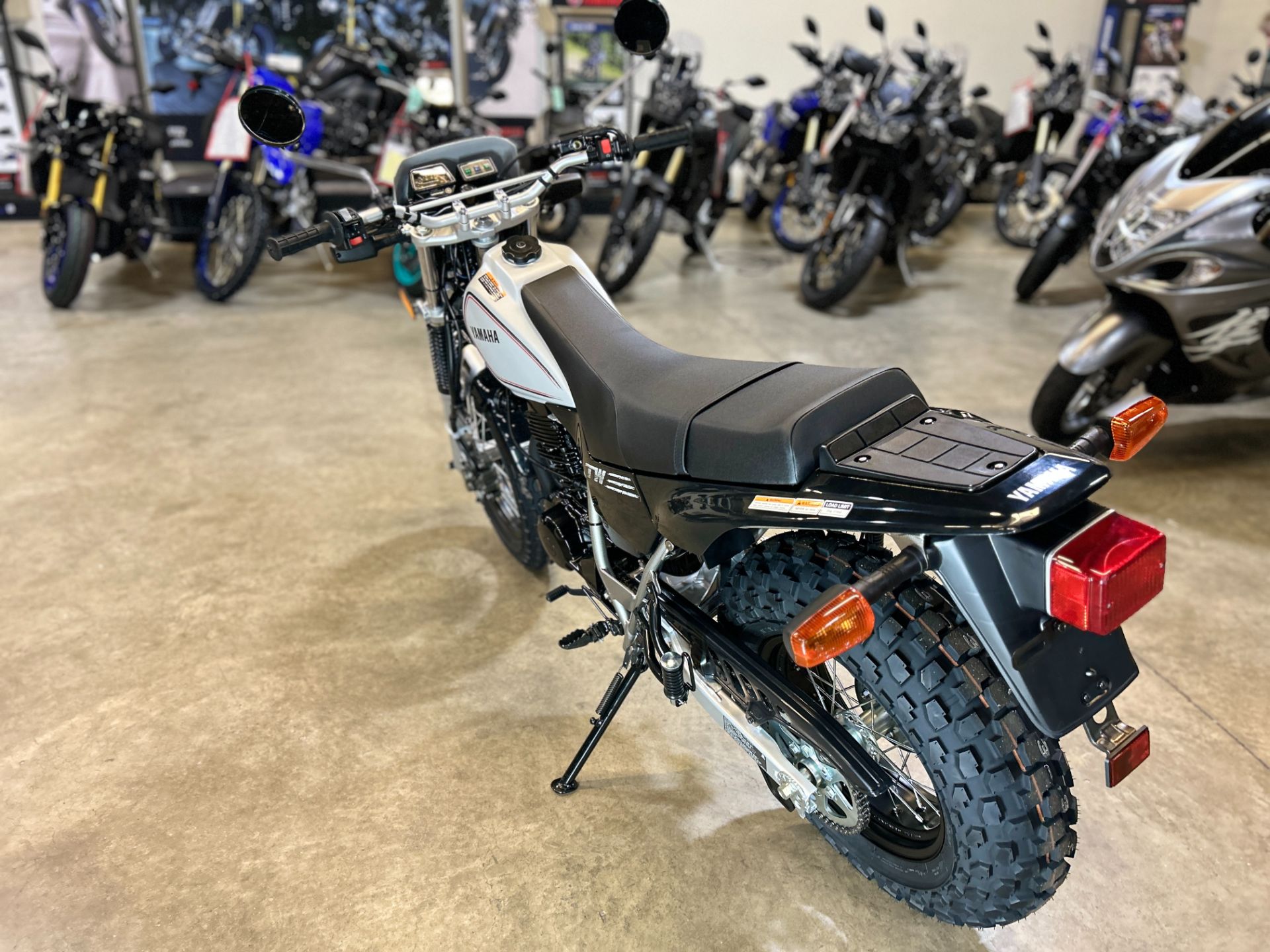 2025 Yamaha TW200 in Eden Prairie, Minnesota - Photo 6