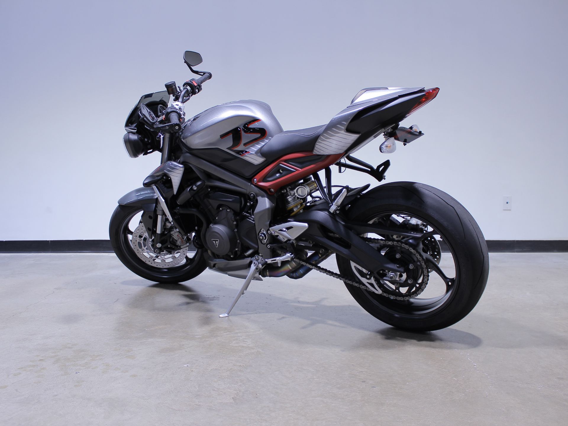 2022 Triumph Street Triple RS in Eden Prairie, Minnesota - Photo 5