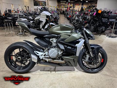 2023 Ducati Streetfighter V2 in Eden Prairie, Minnesota