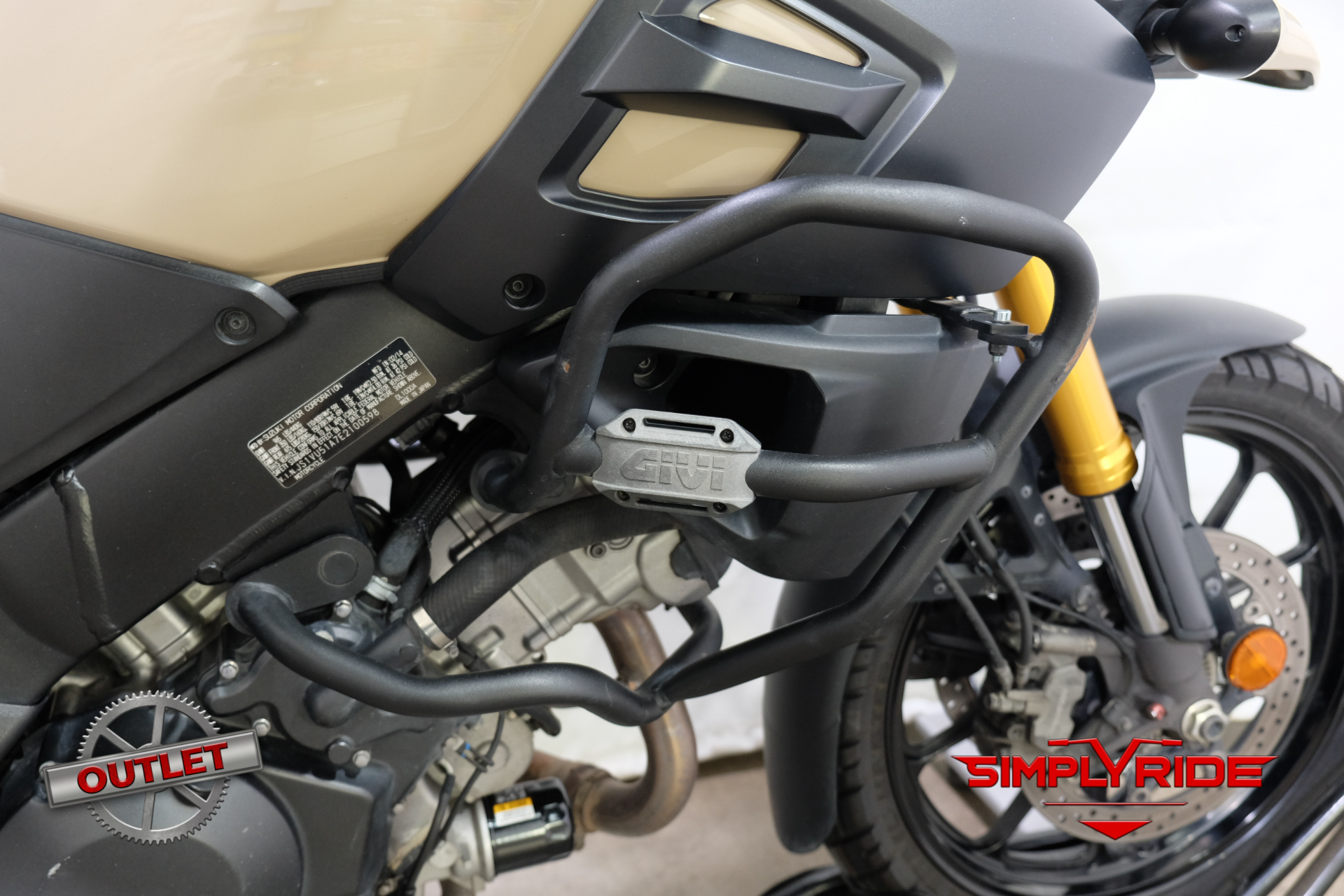 2014 Suzuki V-Strom 1000 ABS in Eden Prairie, Minnesota - Photo 10