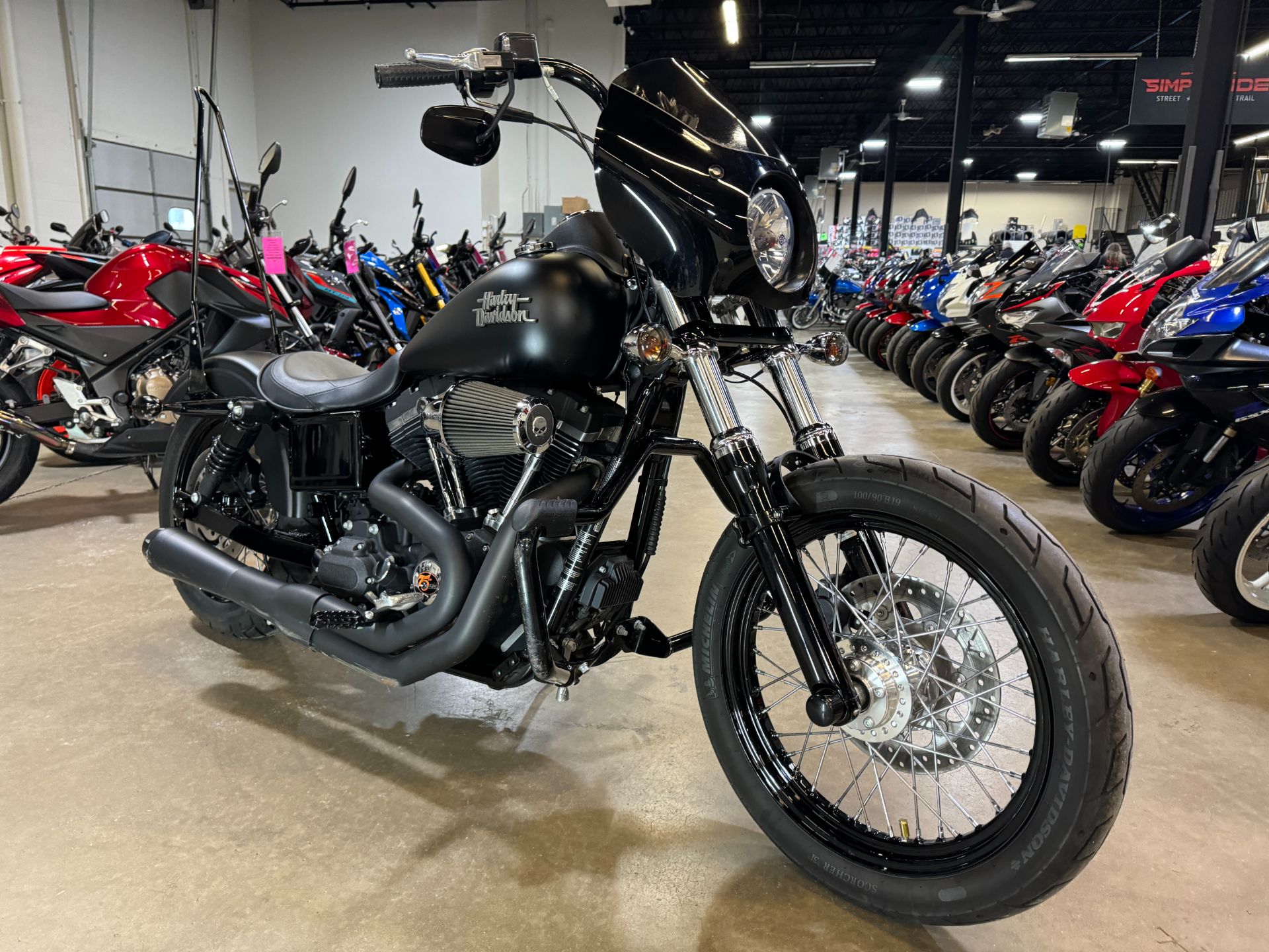 2014 Harley-Davidson Dyna® Street Bob® in Eden Prairie, Minnesota - Photo 3