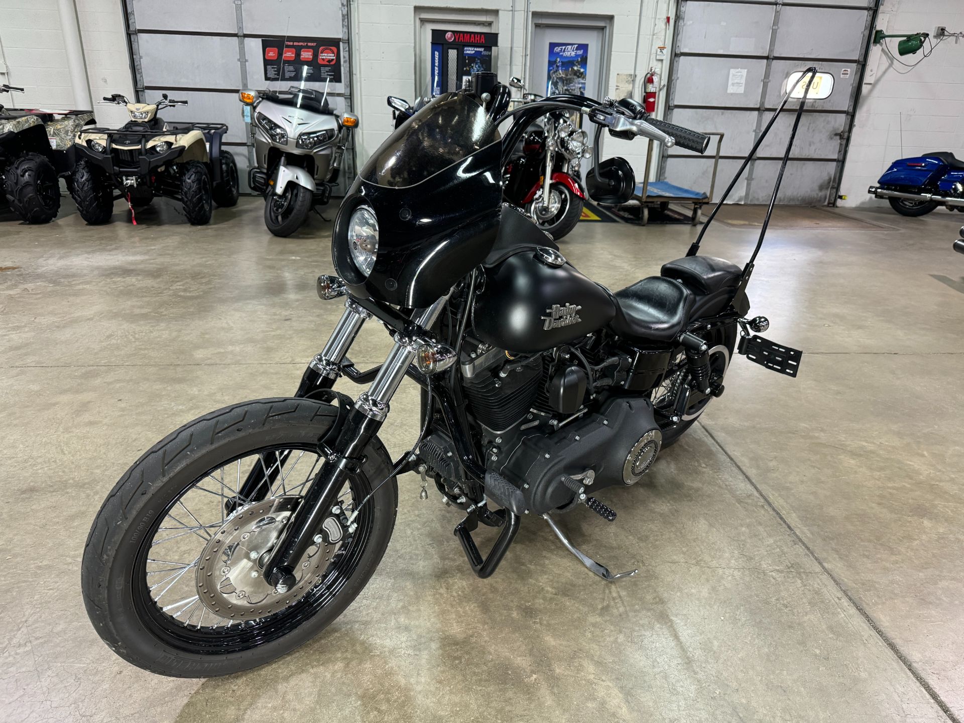 2014 Harley-Davidson Dyna® Street Bob® in Eden Prairie, Minnesota - Photo 5