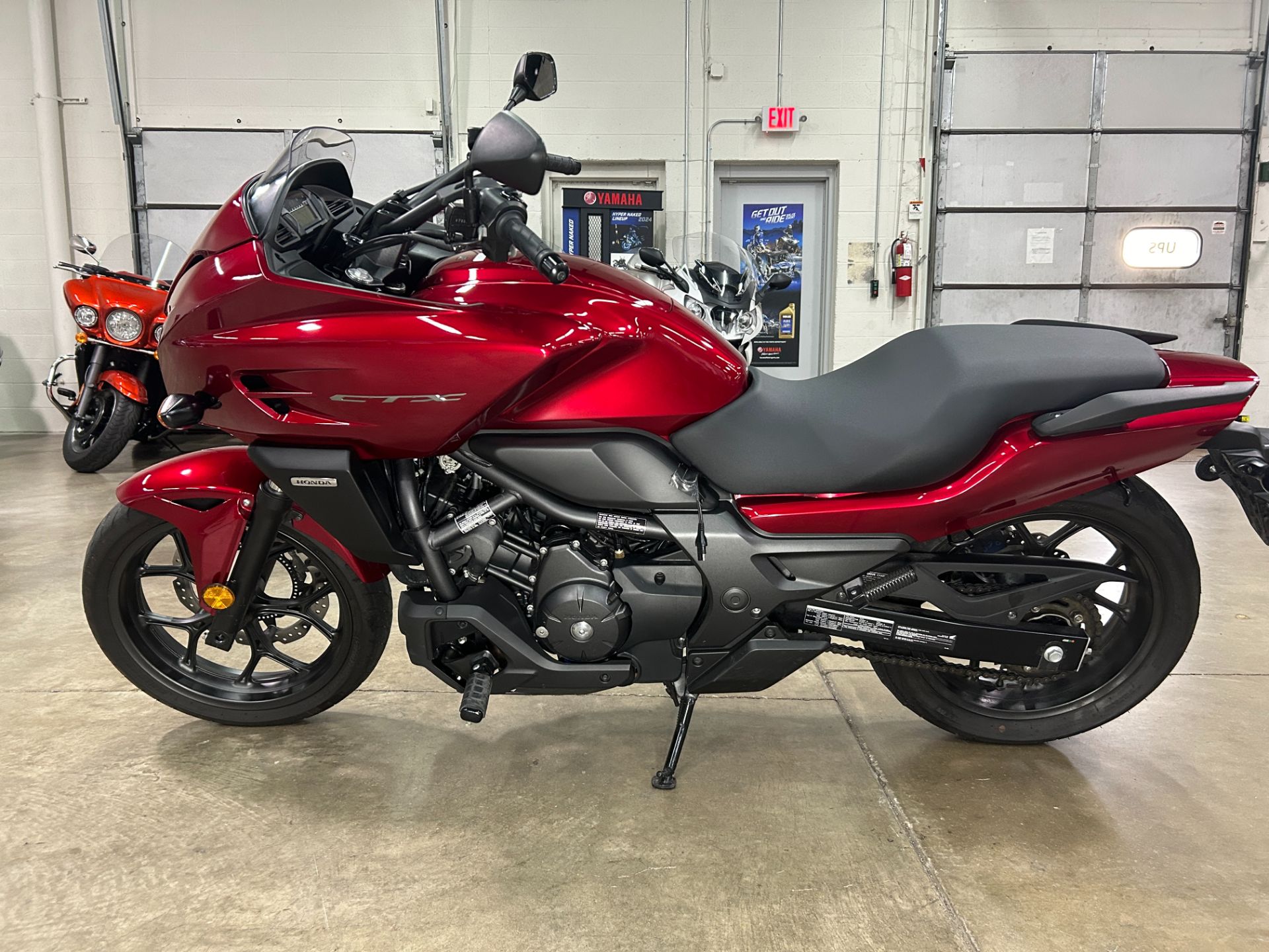 2018 Honda CTX700 DCT in Eden Prairie, Minnesota - Photo 2