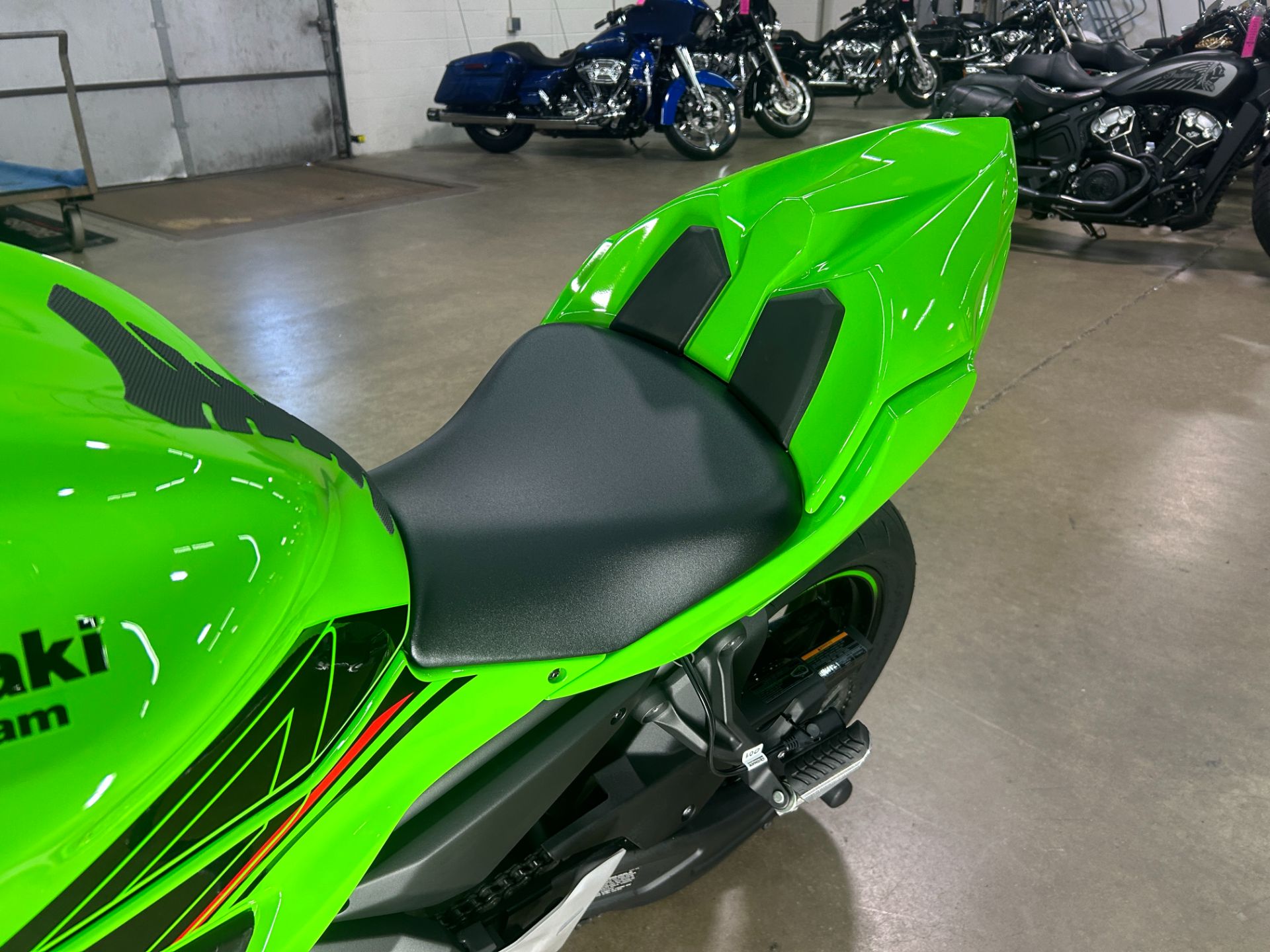 2024 Kawasaki Ninja 650 KRT Edition ABS in Eden Prairie, Minnesota - Photo 8