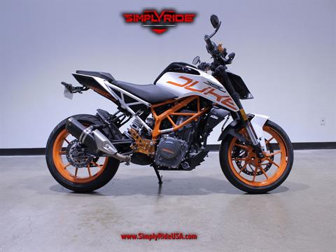 2019 KTM 390 Duke in Eden Prairie, Minnesota