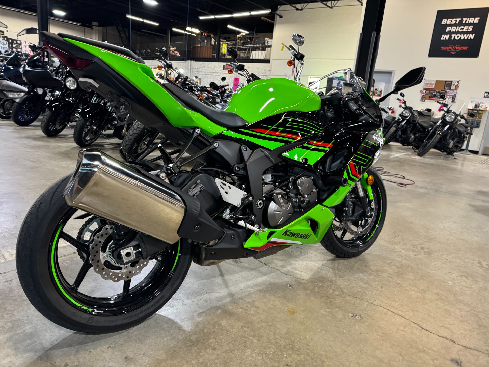 2023 Kawasaki Ninja ZX-6R ABS KRT Edition in Eden Prairie, Minnesota - Photo 3