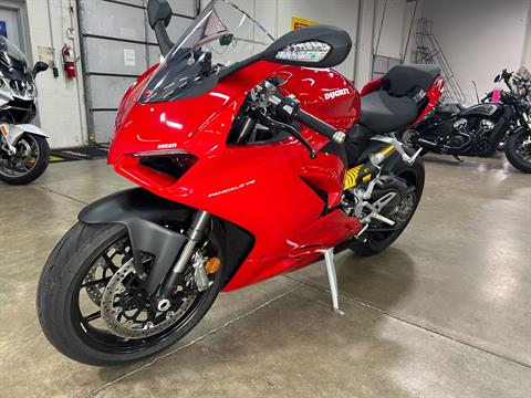 2023 Ducati Panigale V2 in Eden Prairie, Minnesota - Photo 4