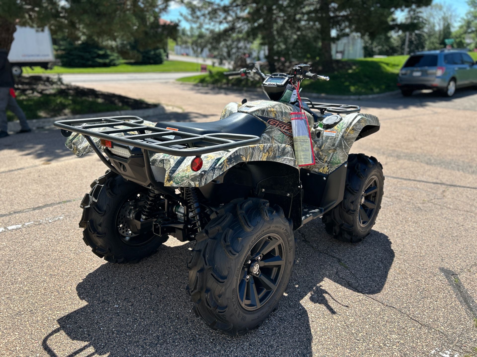 2024 Yamaha Grizzly EPS Camo in Eden Prairie, Minnesota - Photo 8