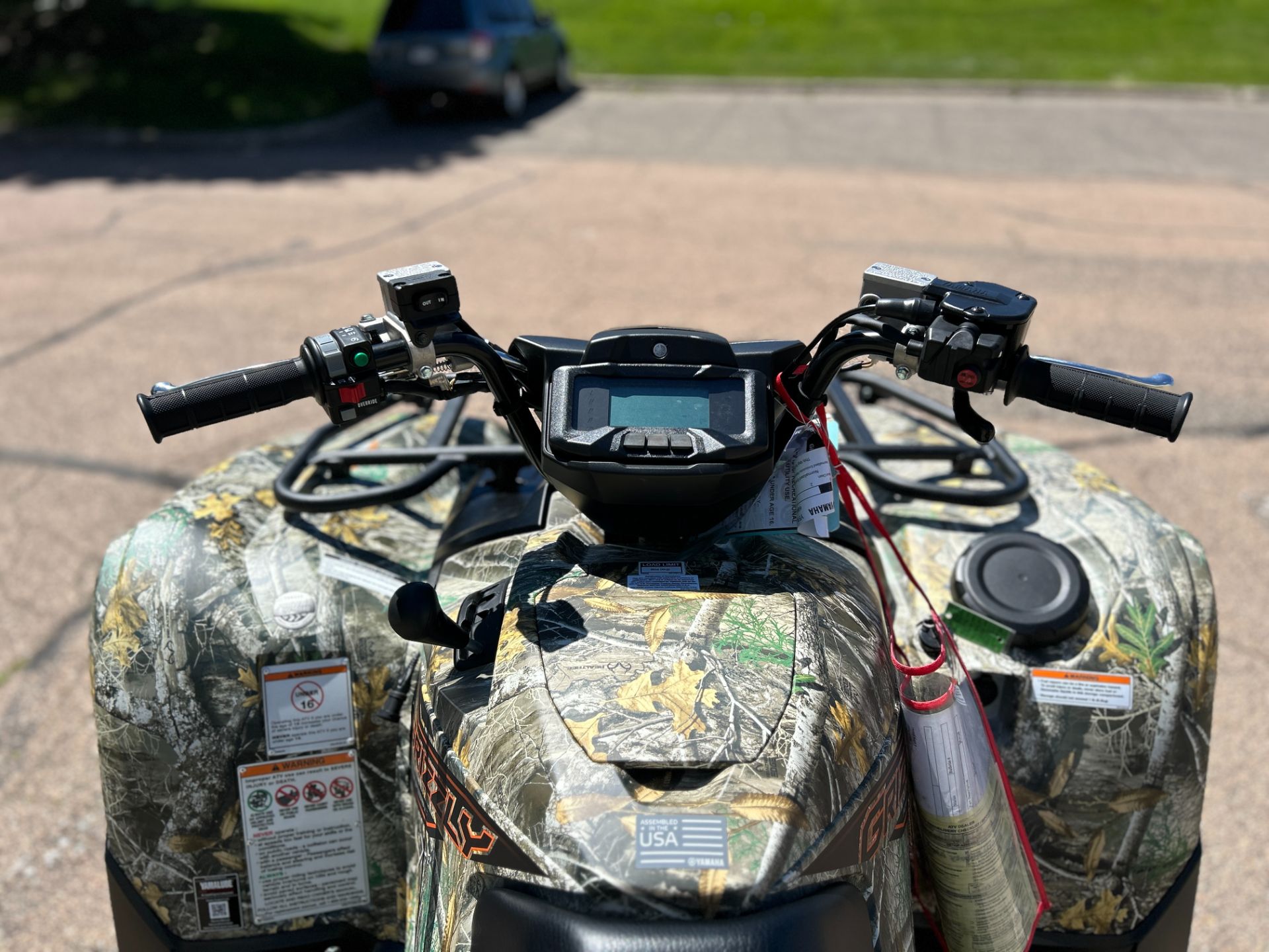 2024 Yamaha Grizzly EPS Camo in Eden Prairie, Minnesota - Photo 9