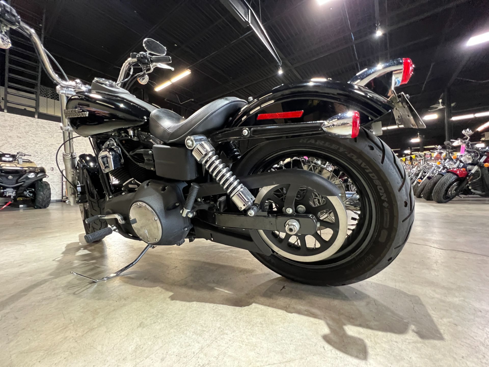 2012 Harley-Davidson Dyna® Street Bob® in Eden Prairie, Minnesota - Photo 7