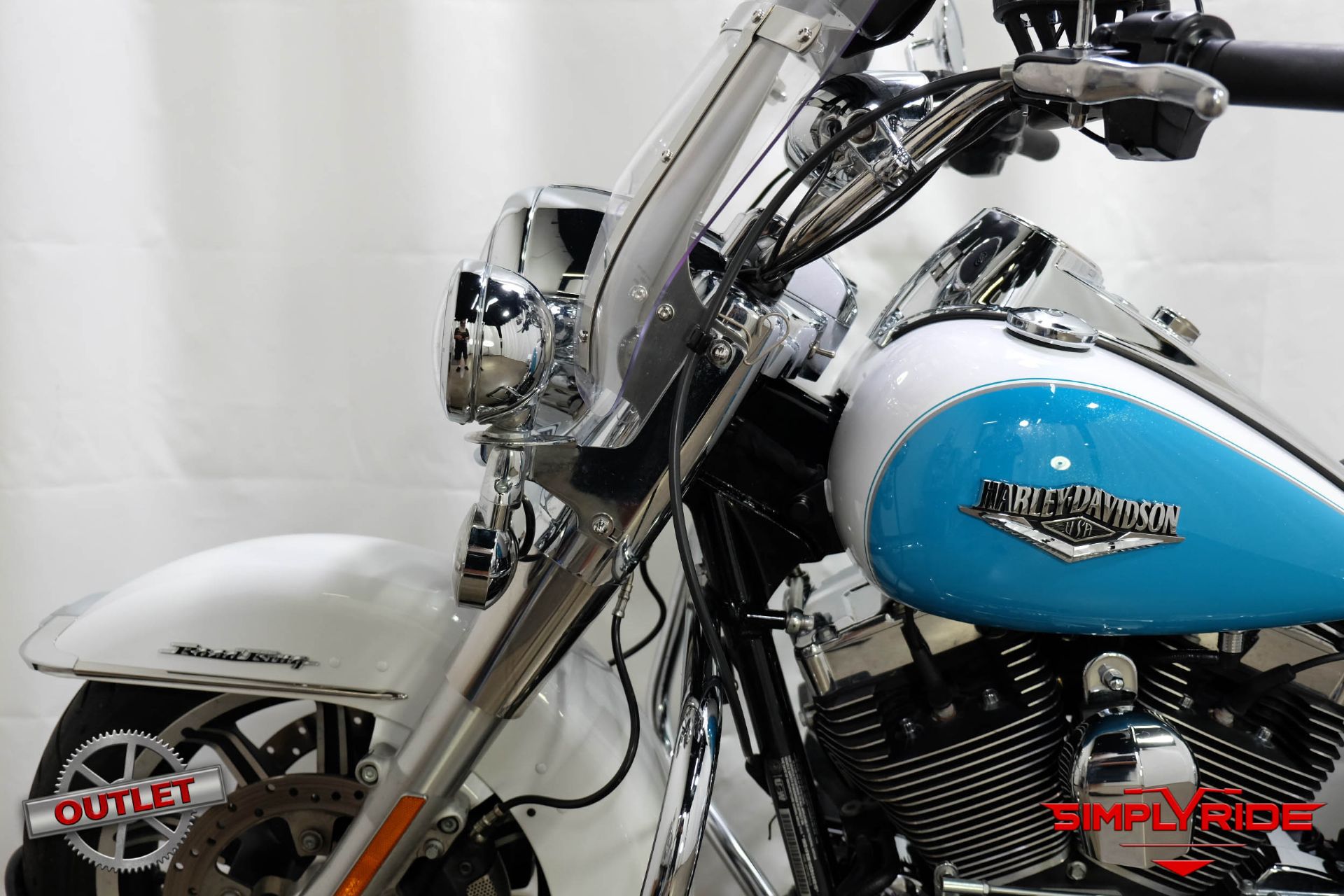 2016 Harley-Davidson Road King® in Eden Prairie, Minnesota - Photo 21
