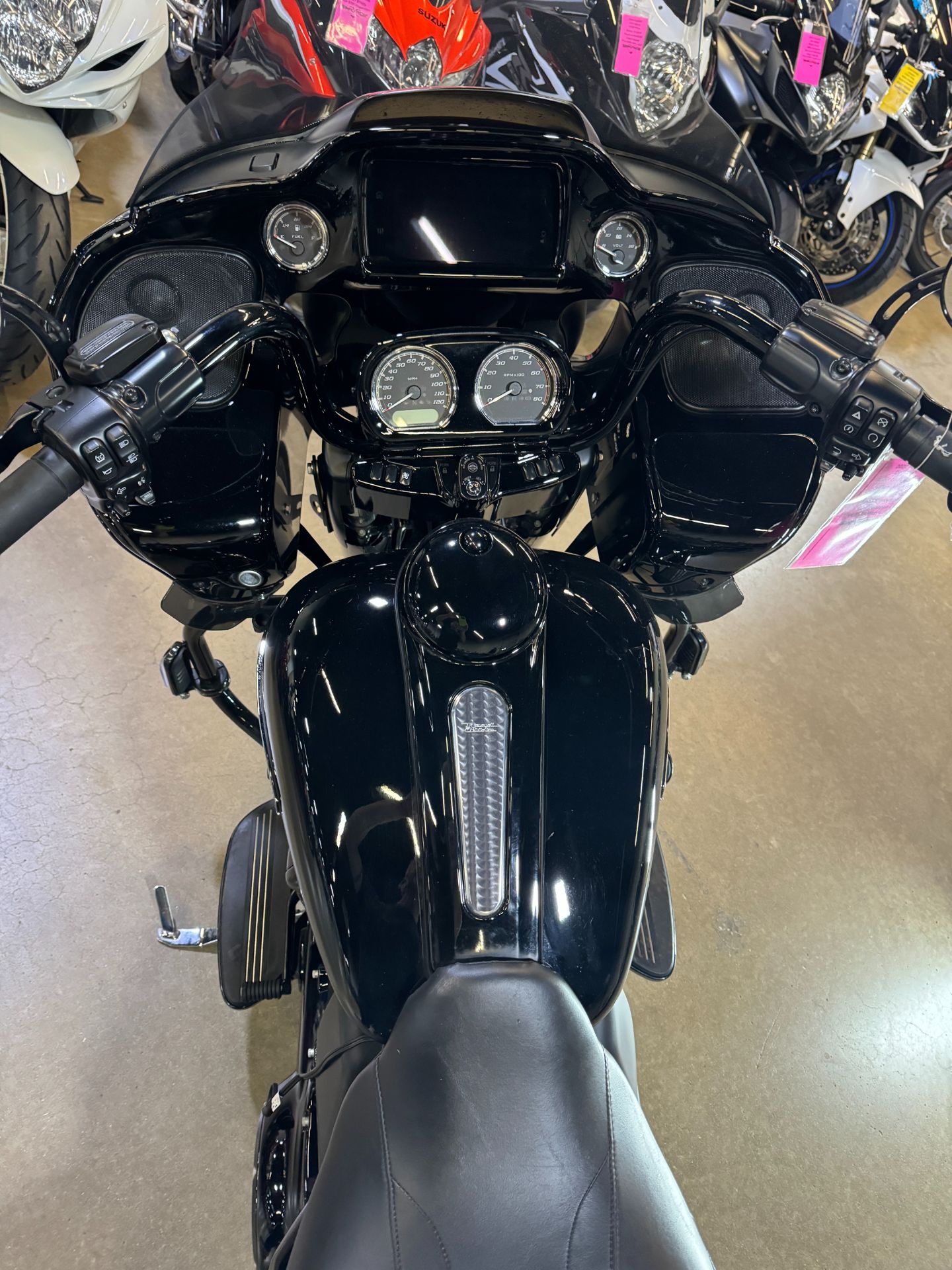 2020 Harley-Davidson Road Glide® Special in Eden Prairie, Minnesota - Photo 11