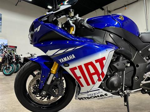 2010 Yamaha YZF-R1 LE in Eden Prairie, Minnesota - Photo 11