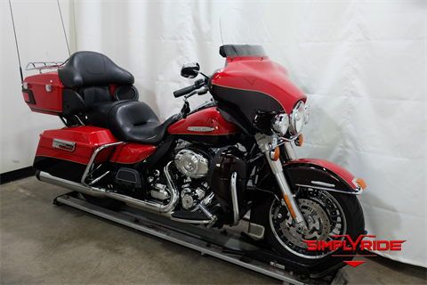 2011 Harley-Davidson Electra Glide® Ultra Limited in Eden Prairie, Minnesota - Photo 2