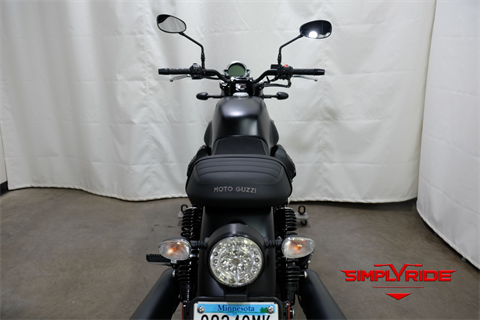 2022 Moto Guzzi V7 Stone E5 in Eden Prairie, Minnesota - Photo 16