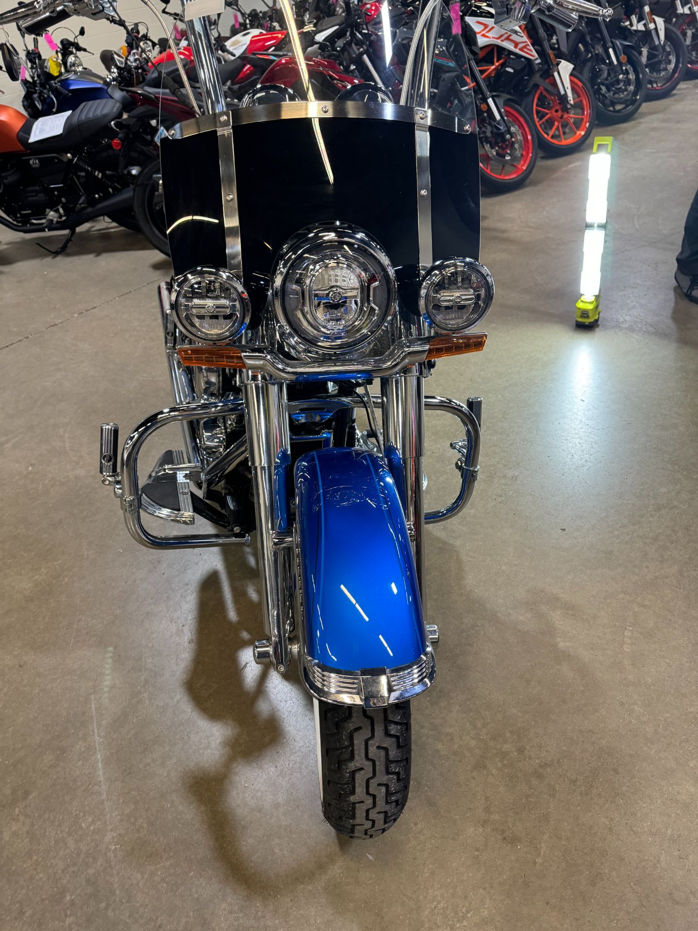 2018 Harley-Davidson Softail® Deluxe 107 in Eden Prairie, Minnesota - Photo 9
