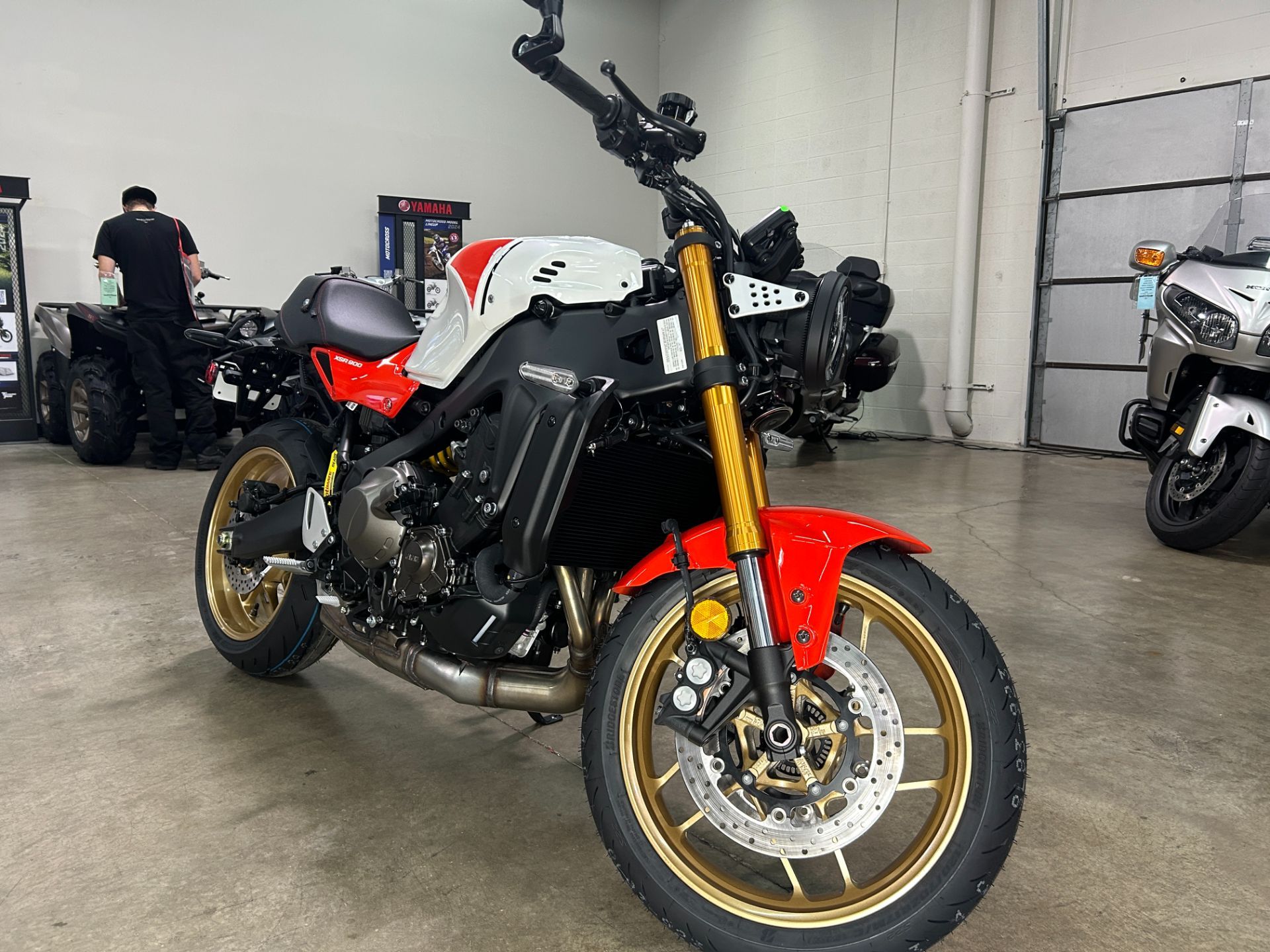 2024 Yamaha XSR900 in Eden Prairie, Minnesota - Photo 2