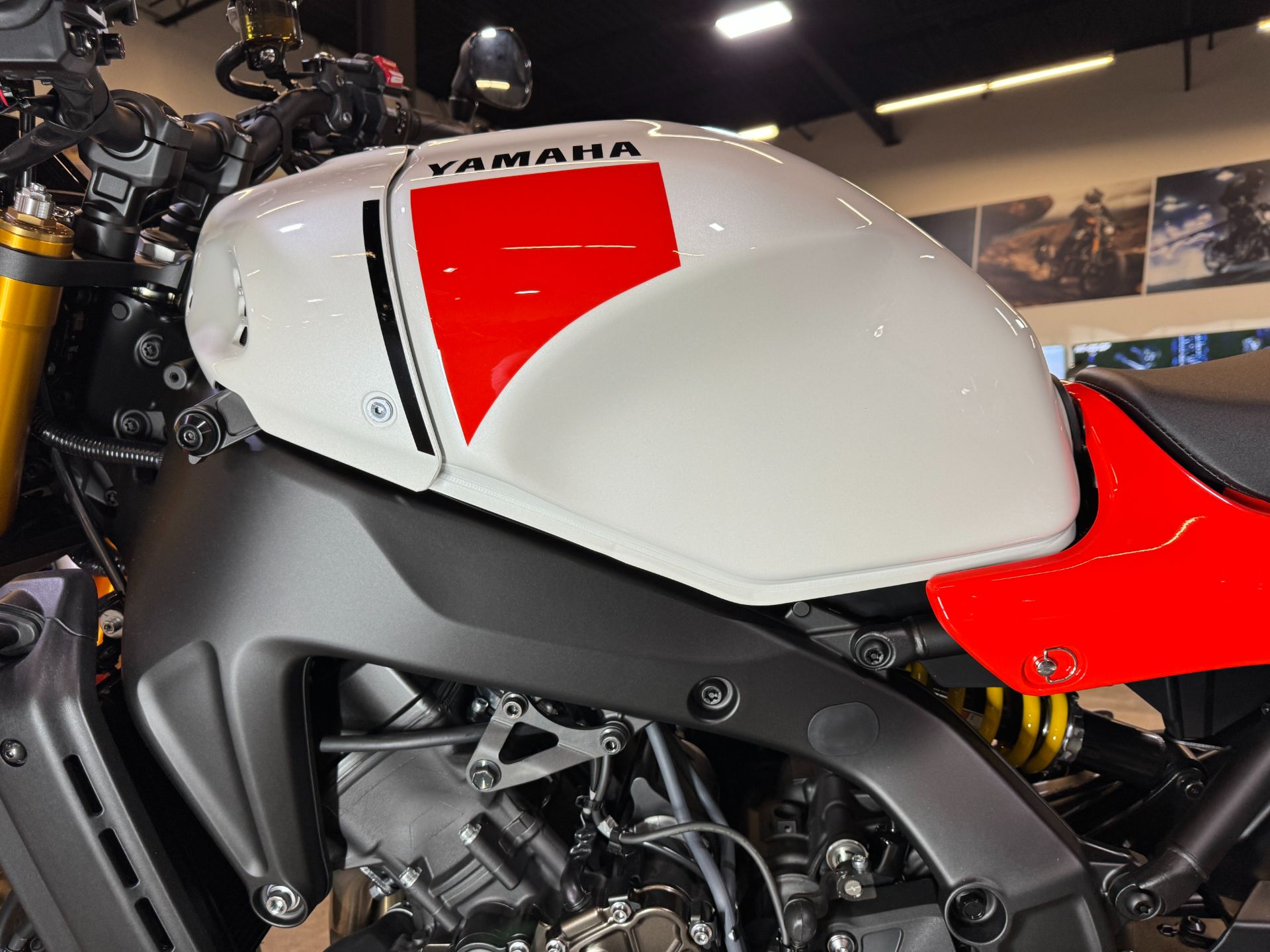 2024 Yamaha XSR900 in Eden Prairie, Minnesota - Photo 6