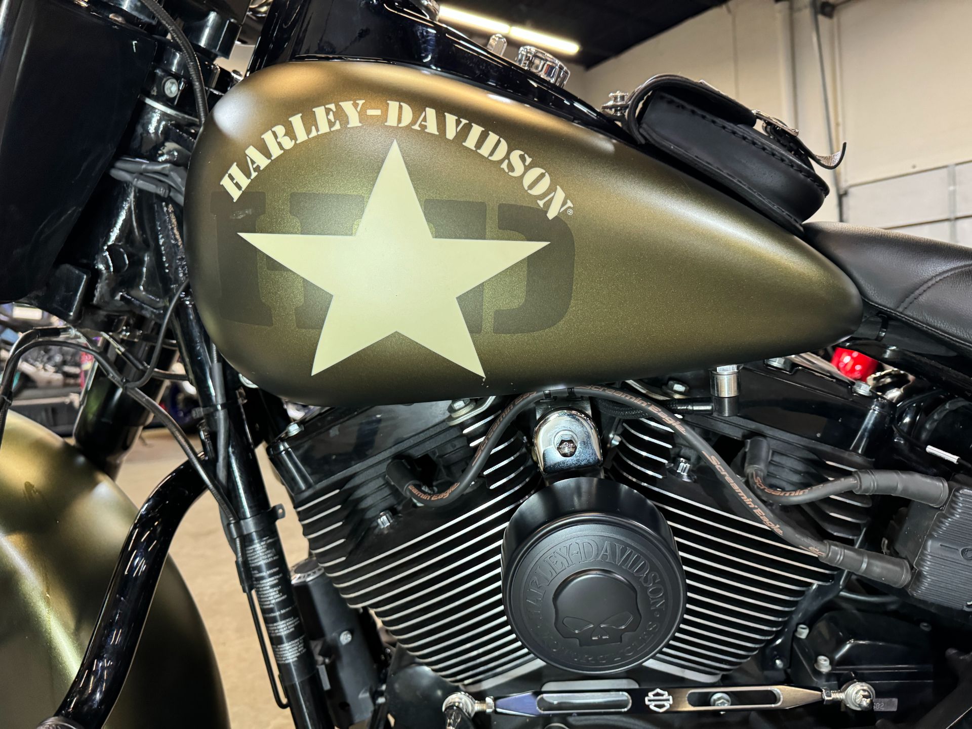 2016 Harley-Davidson Softail Slim® in Eden Prairie, Minnesota - Photo 12