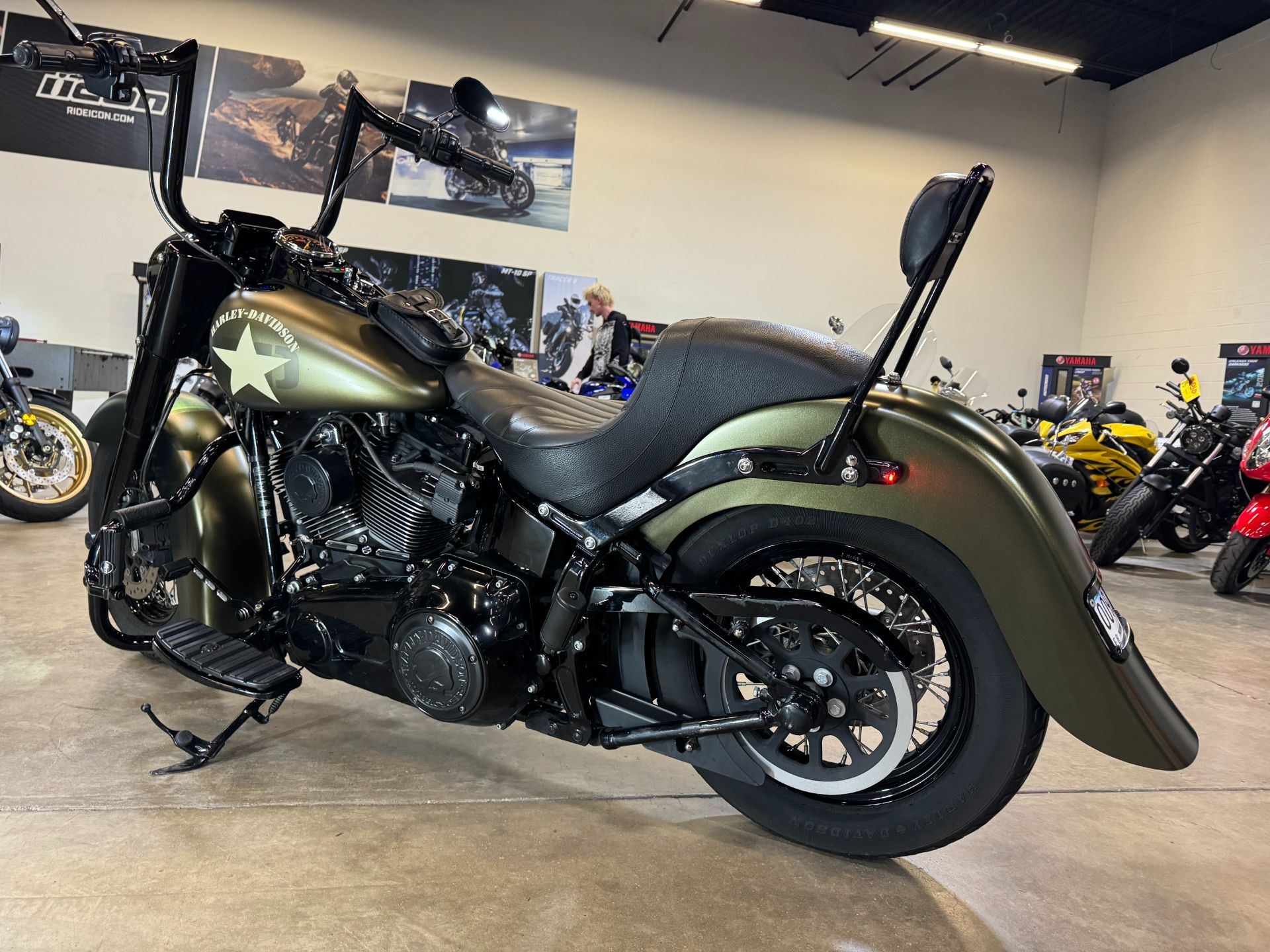 2016 Harley-Davidson Softail Slim® in Eden Prairie, Minnesota - Photo 13