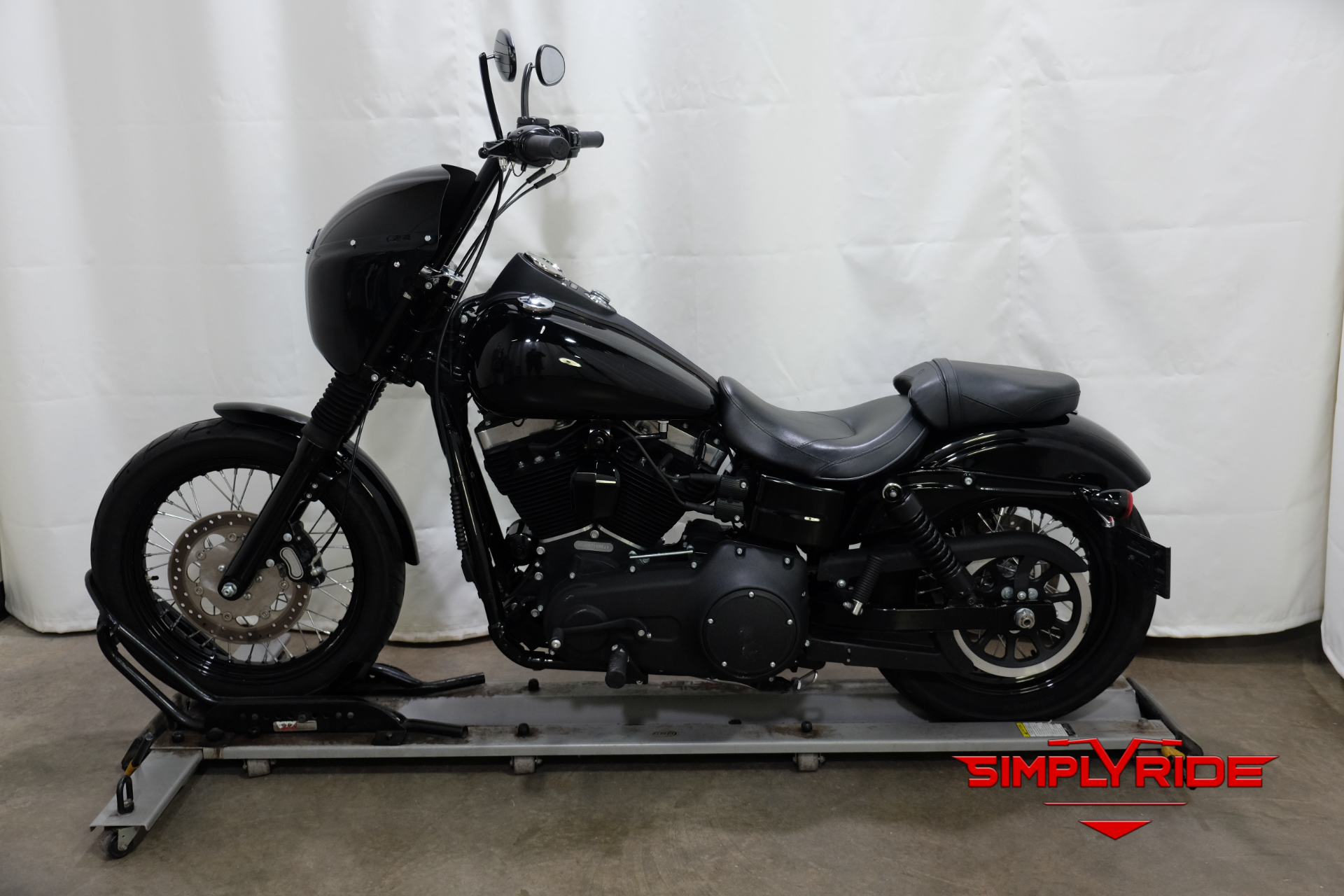 2015 Harley-Davidson Street Bob® in Eden Prairie, Minnesota - Photo 5
