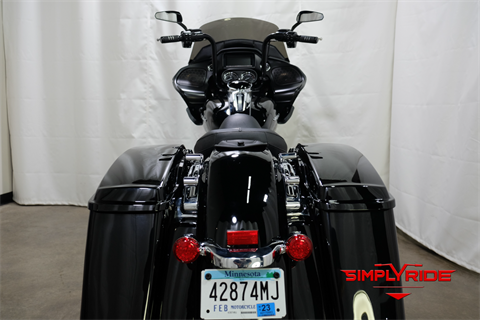 2015 Harley-Davidson Road Glide® in Eden Prairie, Minnesota - Photo 30
