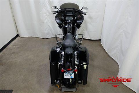 2015 Harley-Davidson Road Glide® in Eden Prairie, Minnesota - Photo 34