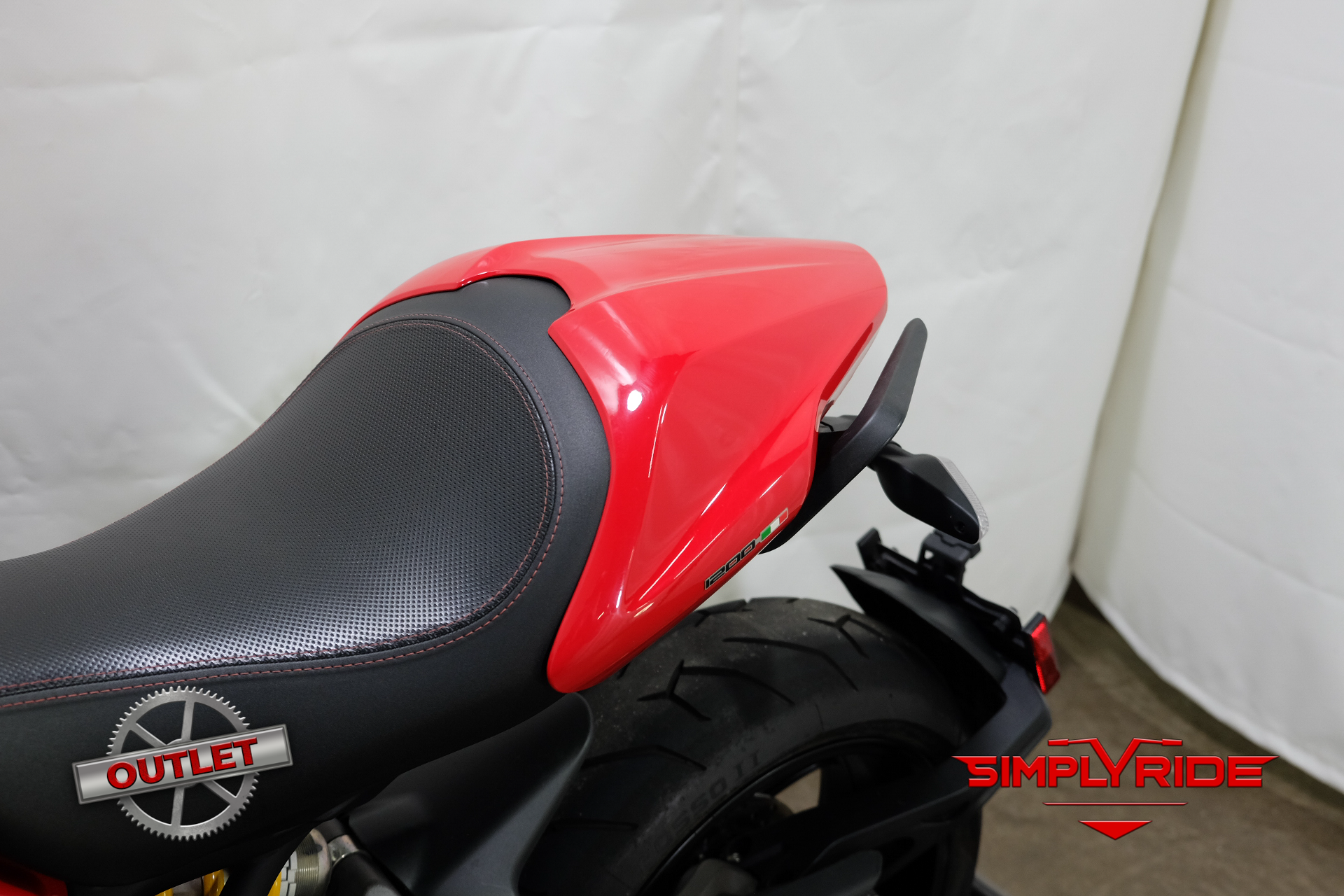 2014 Ducati Monster 1200 in Eden Prairie, Minnesota - Photo 11