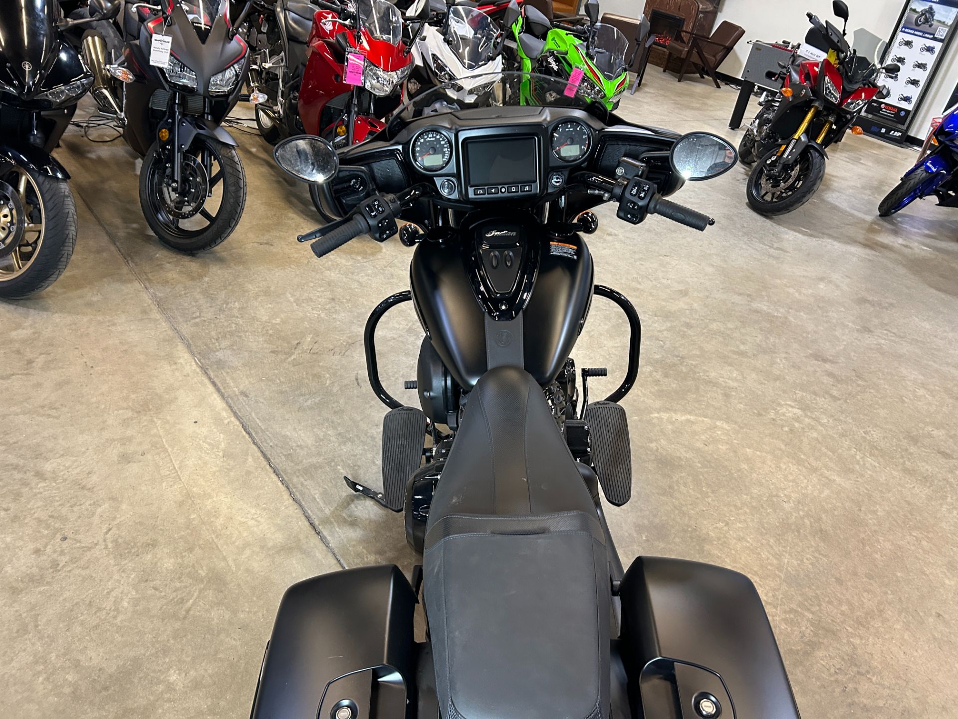 2023 Indian Motorcycle Chieftain® Dark Horse® in Eden Prairie, Minnesota - Photo 11