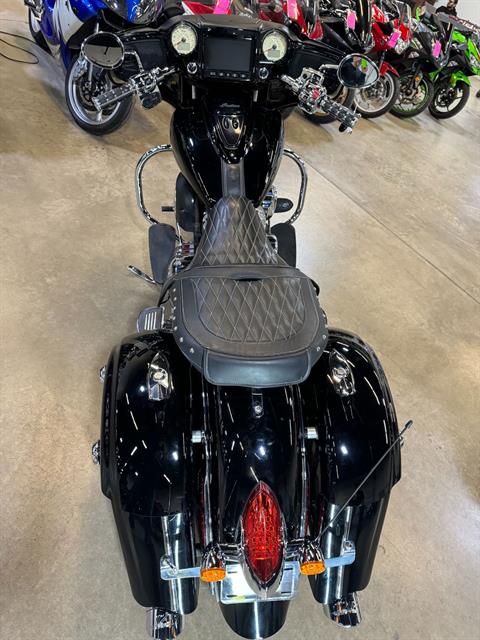 2017 Indian Motorcycle Chieftain® Limited in Eden Prairie, Minnesota - Photo 11