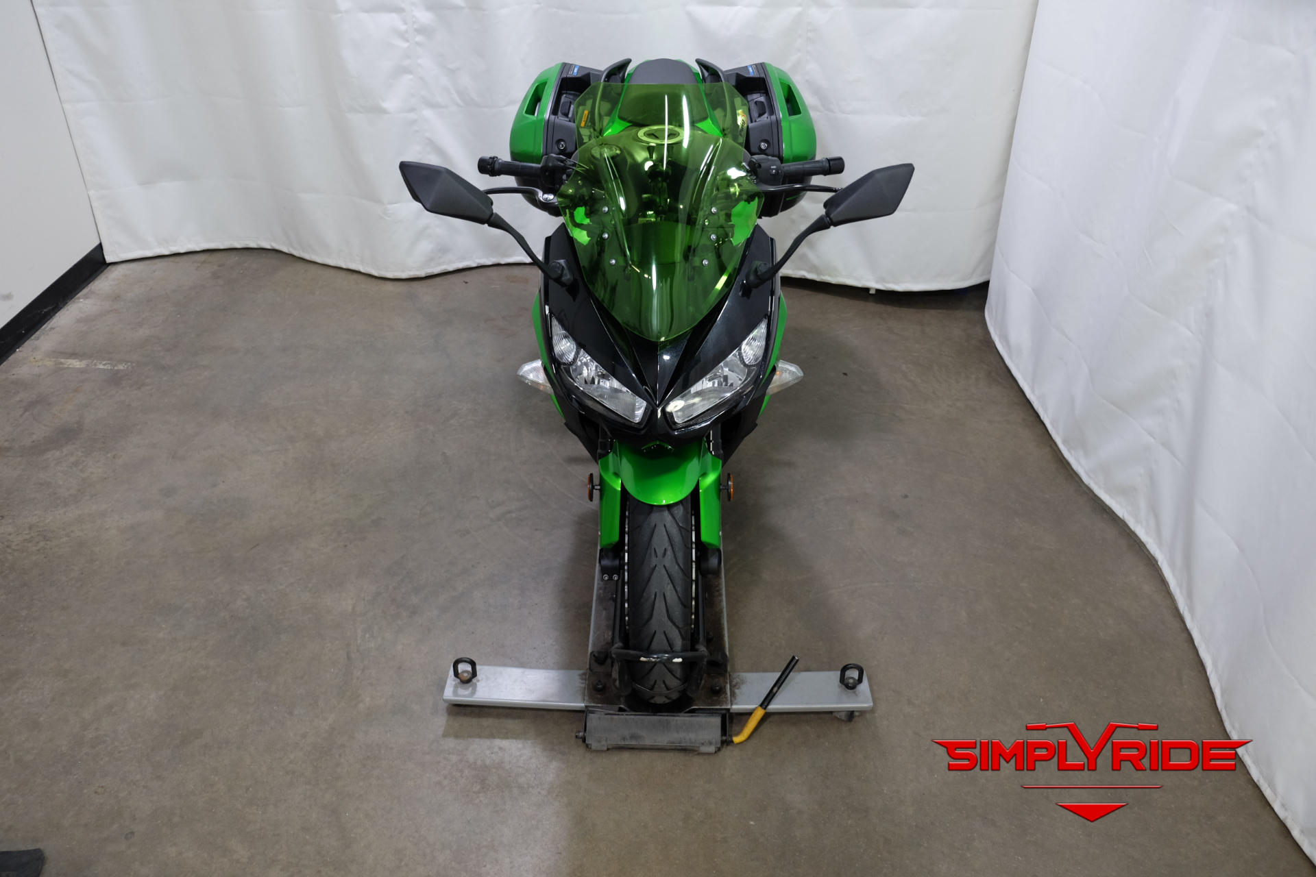 2015 Kawasaki Ninja® 1000 ABS in Eden Prairie, Minnesota - Photo 12