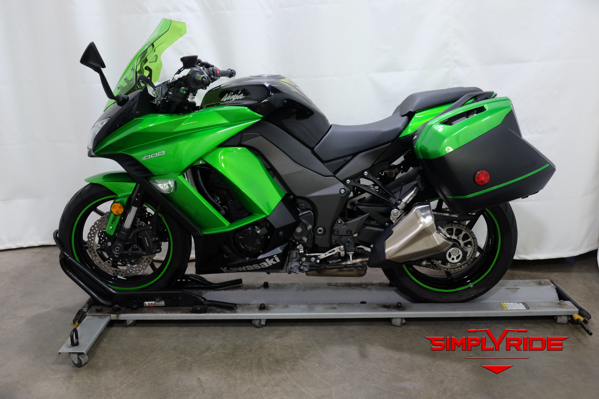 2015 Kawasaki Ninja® 1000 ABS in Eden Prairie, Minnesota - Photo 5