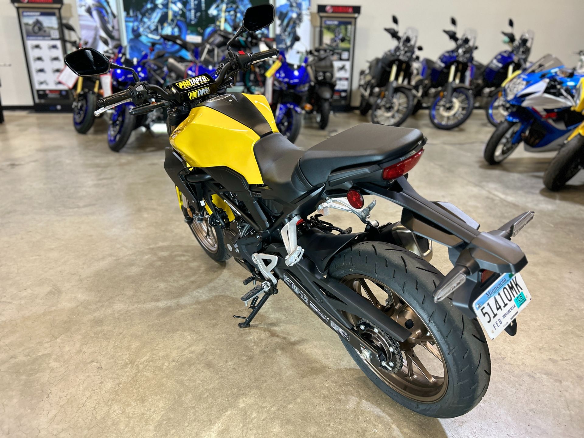 Used 2024 Honda Cb300r Abs Pearl Dusk Yellow Motorcycles For Sale In Eden Prairie Minnesota 7355