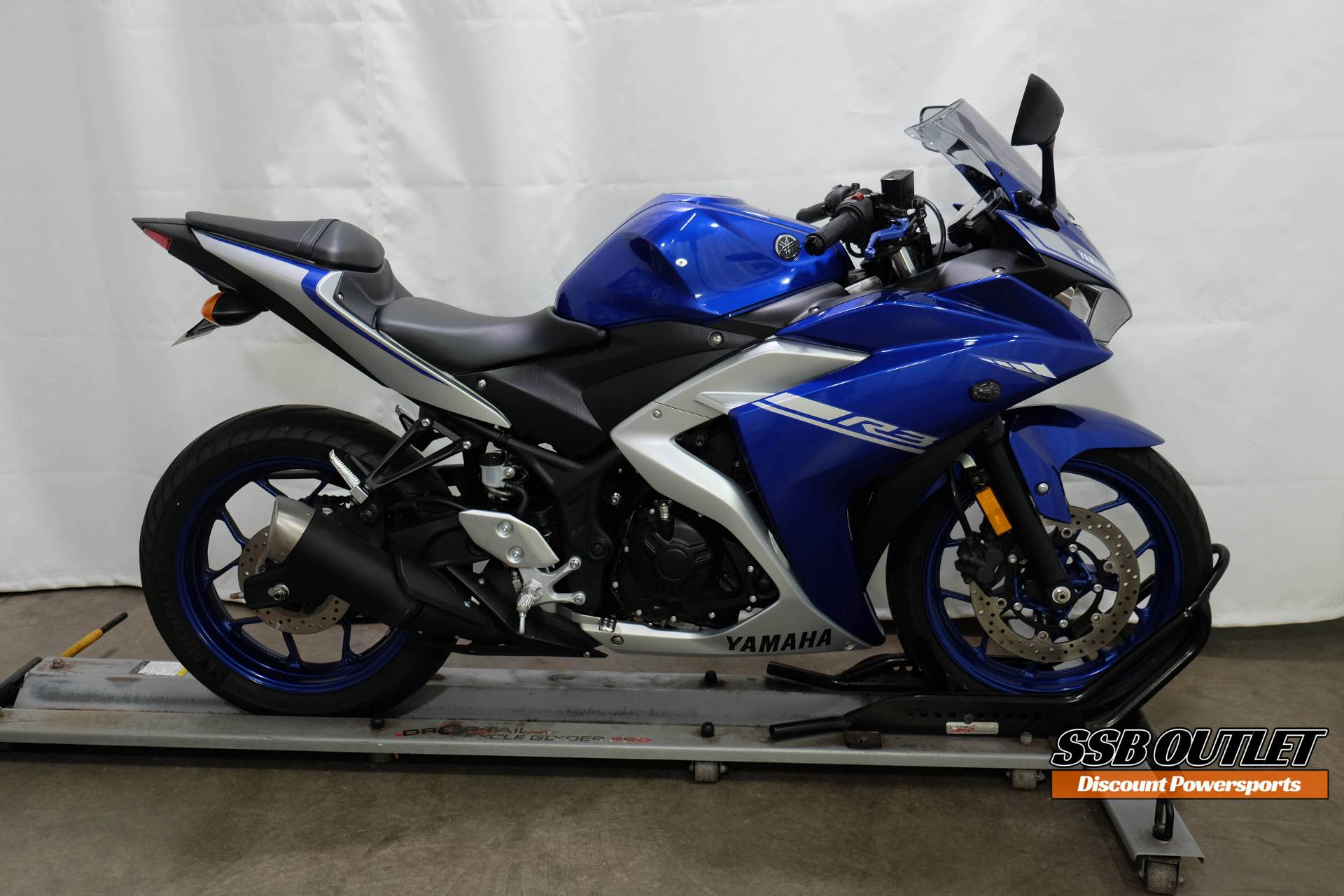 yamaha r3 dealer near me